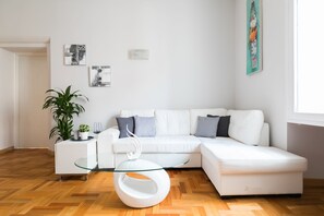 Smart TV, books, offices