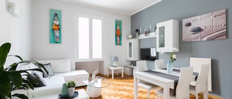 Smart TV, books, offices