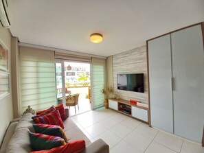 Apartment, Pool View, Ground Floor | Living area