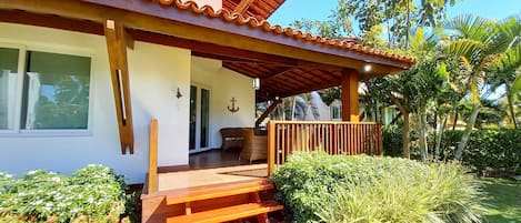 Luxury Chalet | Lanai