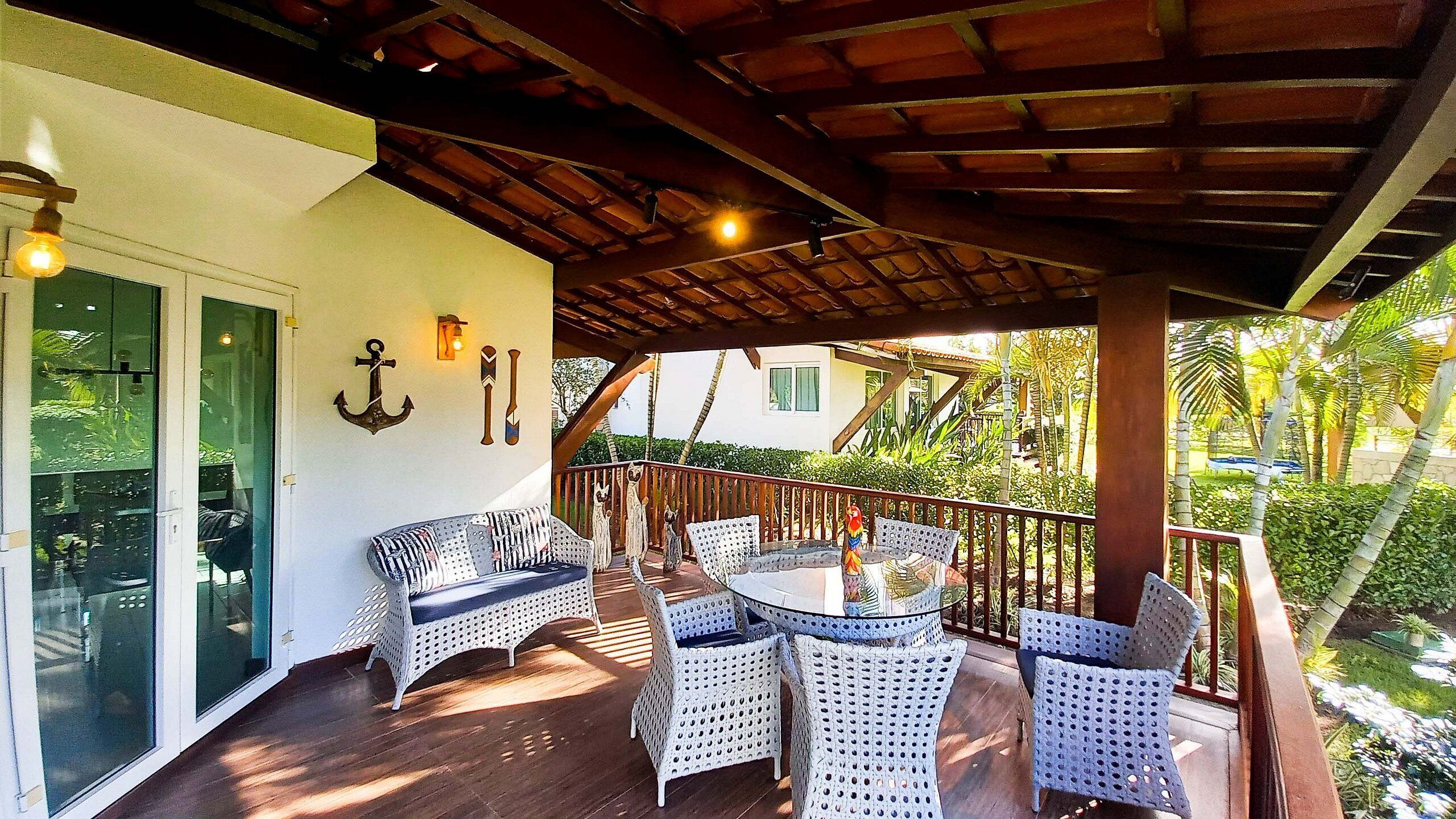 Luxury Chalet | Outdoor dining