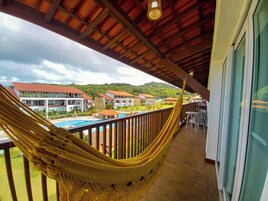 Family Apartment, Pool View | Lanai