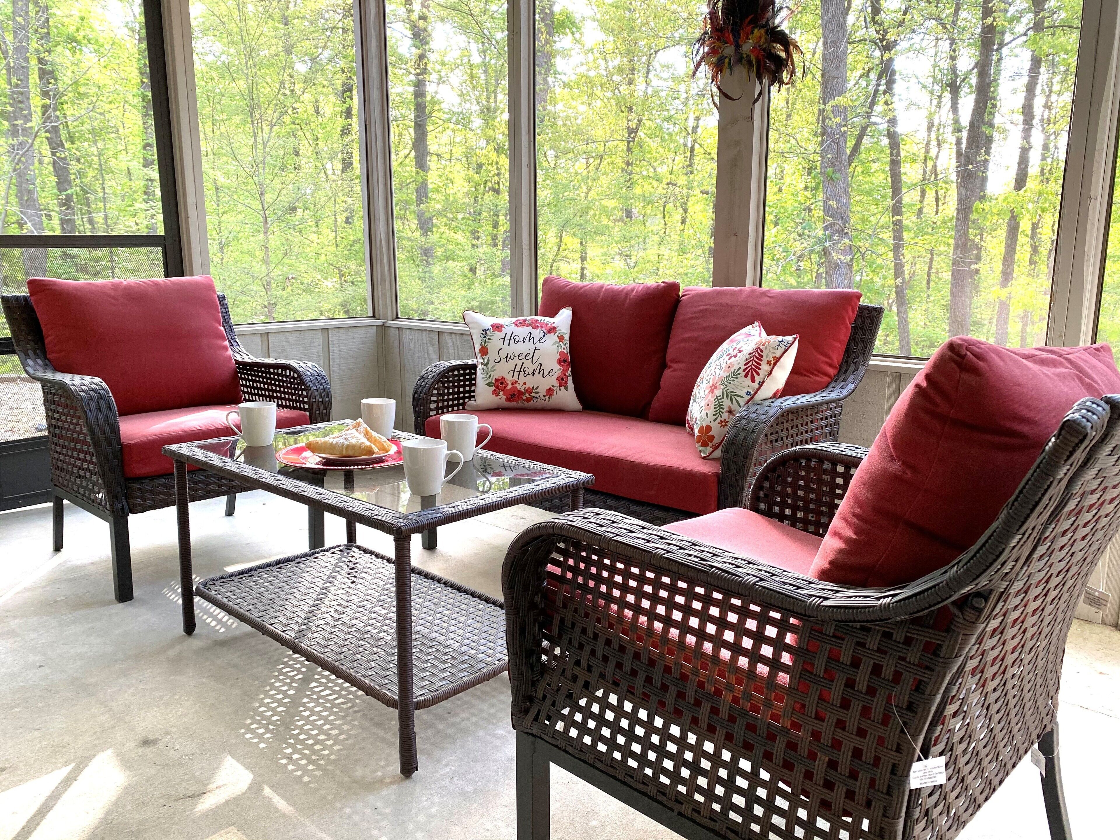 "The Desoto Oasis" w/ Deck/Ark Rm, Dish, W/D & Wi-fi