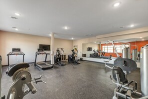 Fitness facility - Cozy Apartment in Clubhouse building at Woodside Apartments (Mankato)