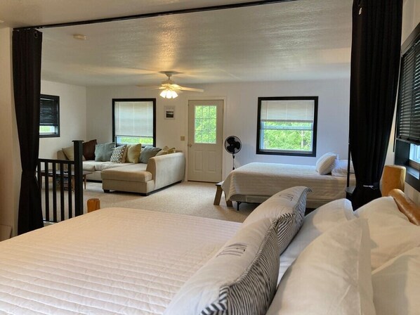 2 bedrooms, internet, bed sheets