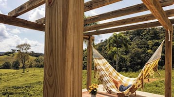 Premium huisje (Cabana Pôr-do-Sol com Jacuzzi + Hidro) | Terras