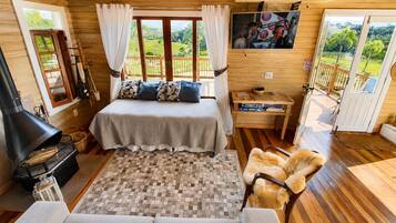 Premium-Ferienhütte | 1 Schlafzimmer, hochwertige Bettwaren, kostenloses WLAN