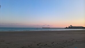 Beach nearby - Appartement LES Sables D'olonne, Proche Plage et Commerces, Ensoleillé,4 Pers (Les Sables-d'Olonne)