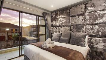 Exclusive Townhome | 3 bedrooms, free WiFi