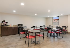 Café da manhã continental grátis todos os dias
