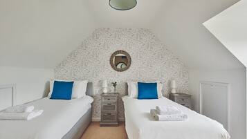 2 bedrooms