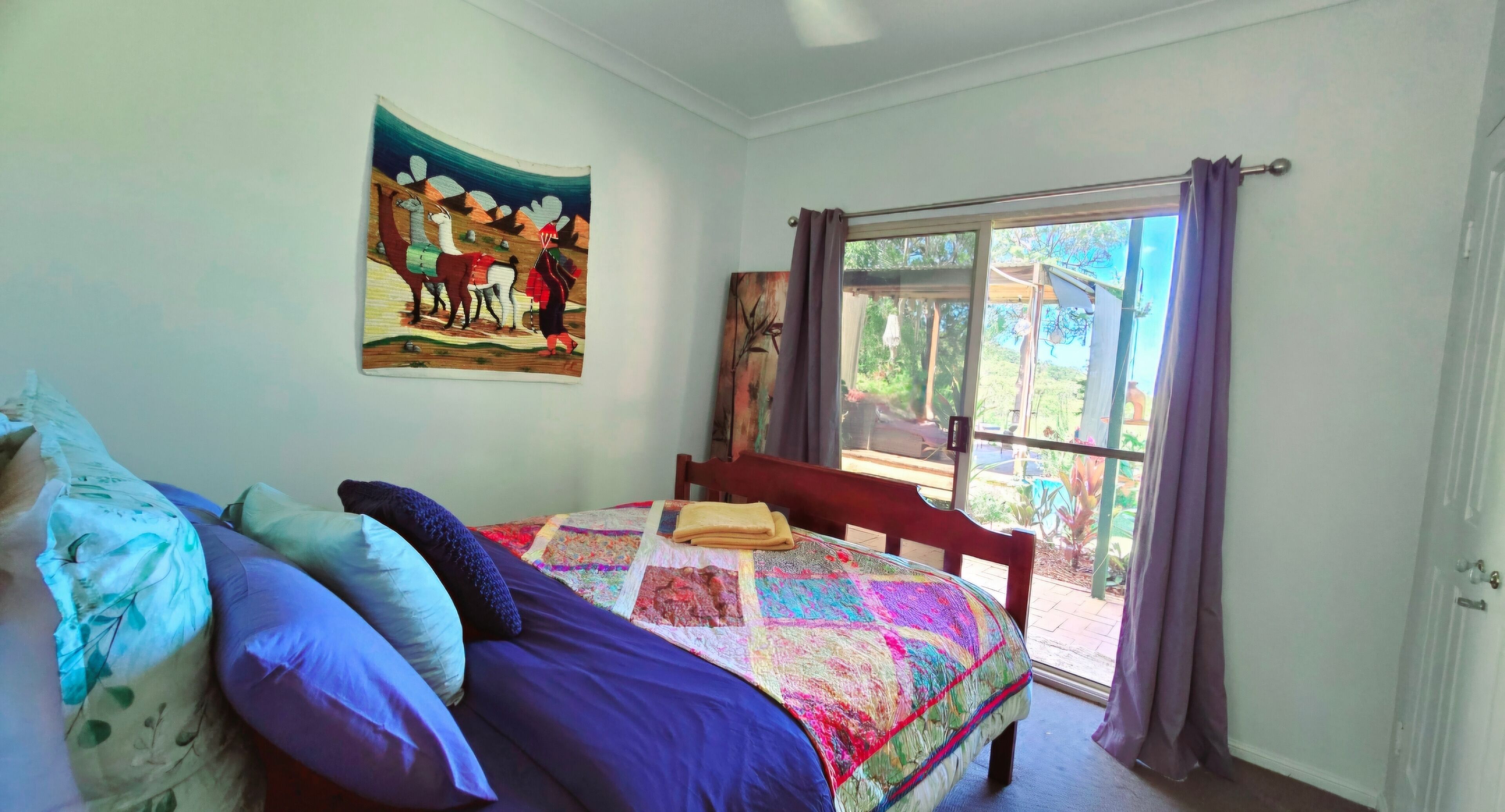 3 bedrooms, iron/ironing board, travel crib, WiFi (free)
