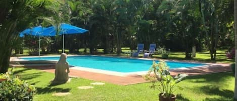 Piscina a l'aire lliure