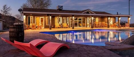 Außenpool, Infinity-Pool