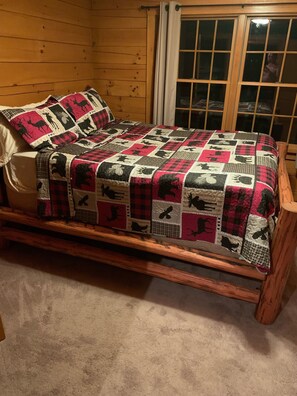 3 bedrooms, free WiFi, bed sheets - Country Cabins beautiful escape  (Richland)