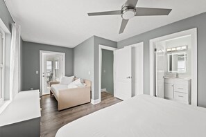 8 bedrooms, free WiFi, bed sheets