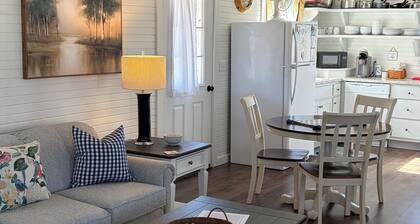 The Cozy Cabell Cottage