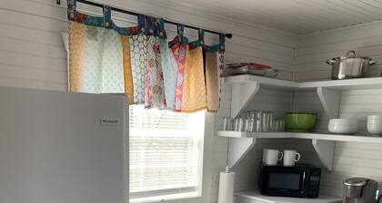 The Cozy Cabell Cottage