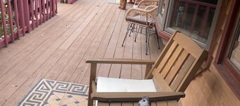 Lovely Mountain Home Newly Renovated CLEAN, Comfortable Whiteface Lake Placid