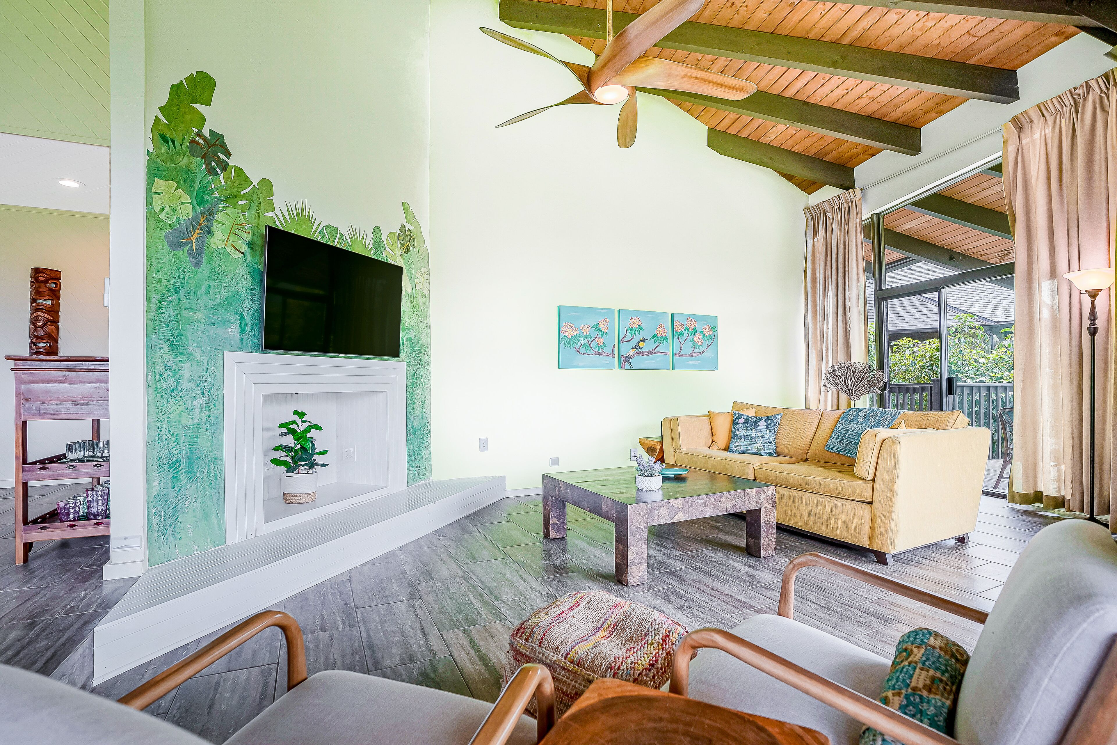 Colorful & open condo w/free WiFi, furnished deck, & shared pool - near golf