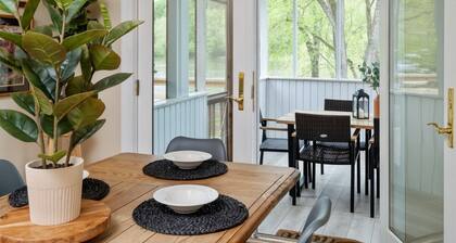 Magical Riverfront Retreat in Luray – Cozy Getaway with Stunning Views!