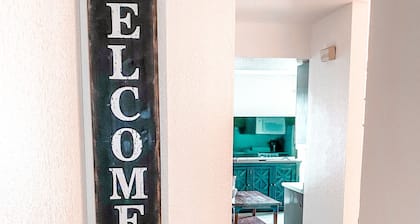 REMODELED: Condo, Minutes to Popular Attractions