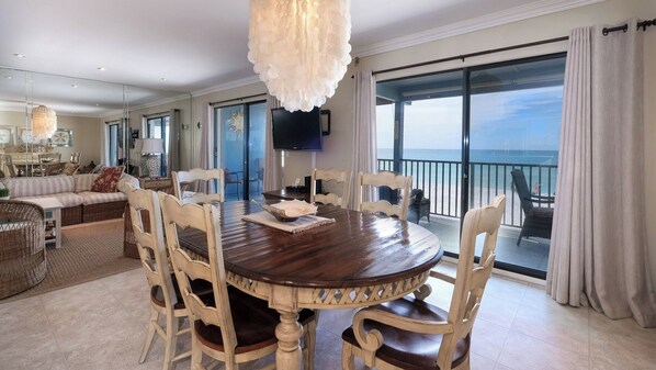 Unclassified image, 1 of 47, button