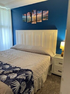 1 bedroom, free WiFi, bed sheets - Hawaiian Prinicess one bedroom
1990/NUC-2240 (Waianae)