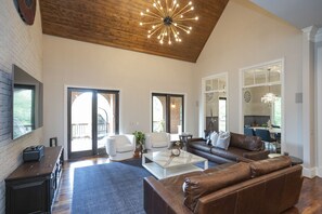 Smart TV, fireplace, video game console, DVD player