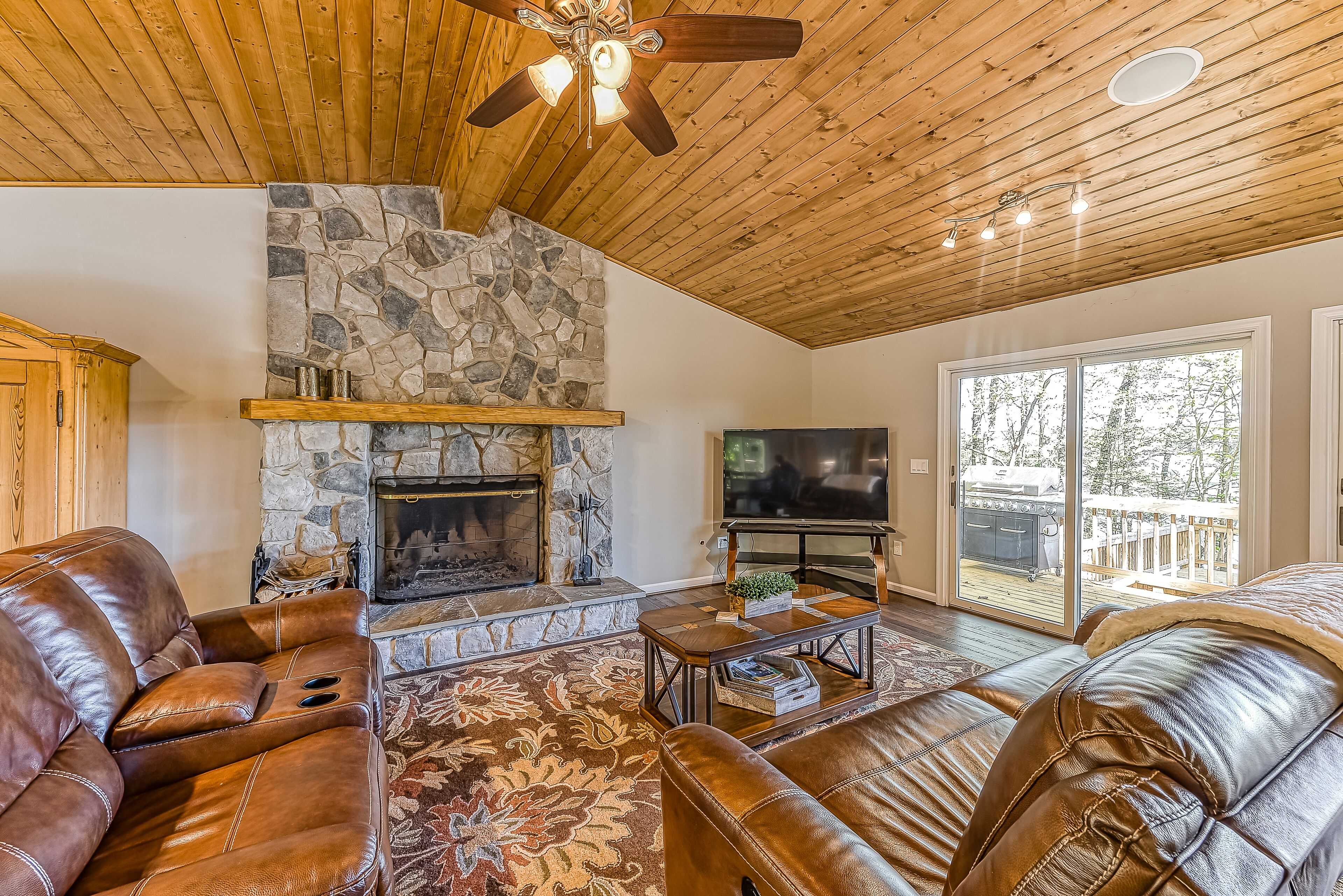 Secluded Lakefront Gem W/ Free WiFi, Two-Level Deck, Private Dock & Great Views!