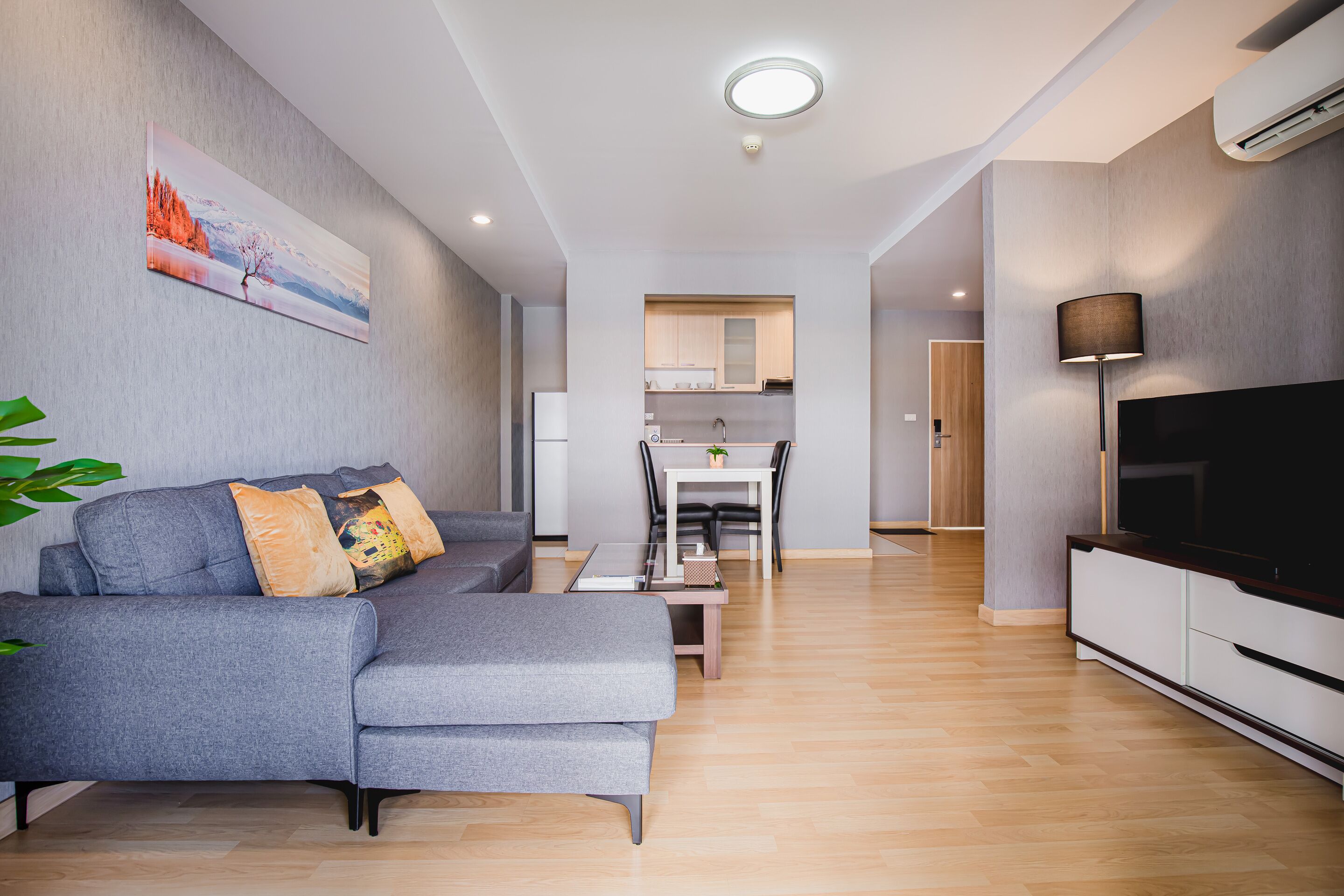 Aiyara Pool View | Περιοχή καθιστικού | Τηλεόραση με επίπεδη οθόνη 36 ιντσών με καλωδιακά κανάλια, τηλεοράσεις