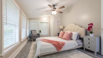 3 chambres, bureau, fer et planche à repasser, Wi-Fi gratuit
