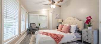 Charming entire house only 5 miles from Truist Park.