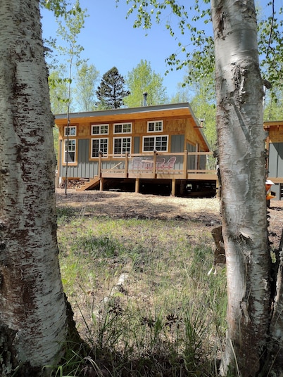 Charming and Secluded North Shore Cabin and Sauna two miles from Grand Marais!