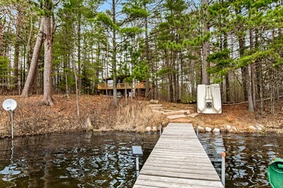 Cozy lakefront cabin in the heart of Wisconsin's Northwoods with canoe & kayak