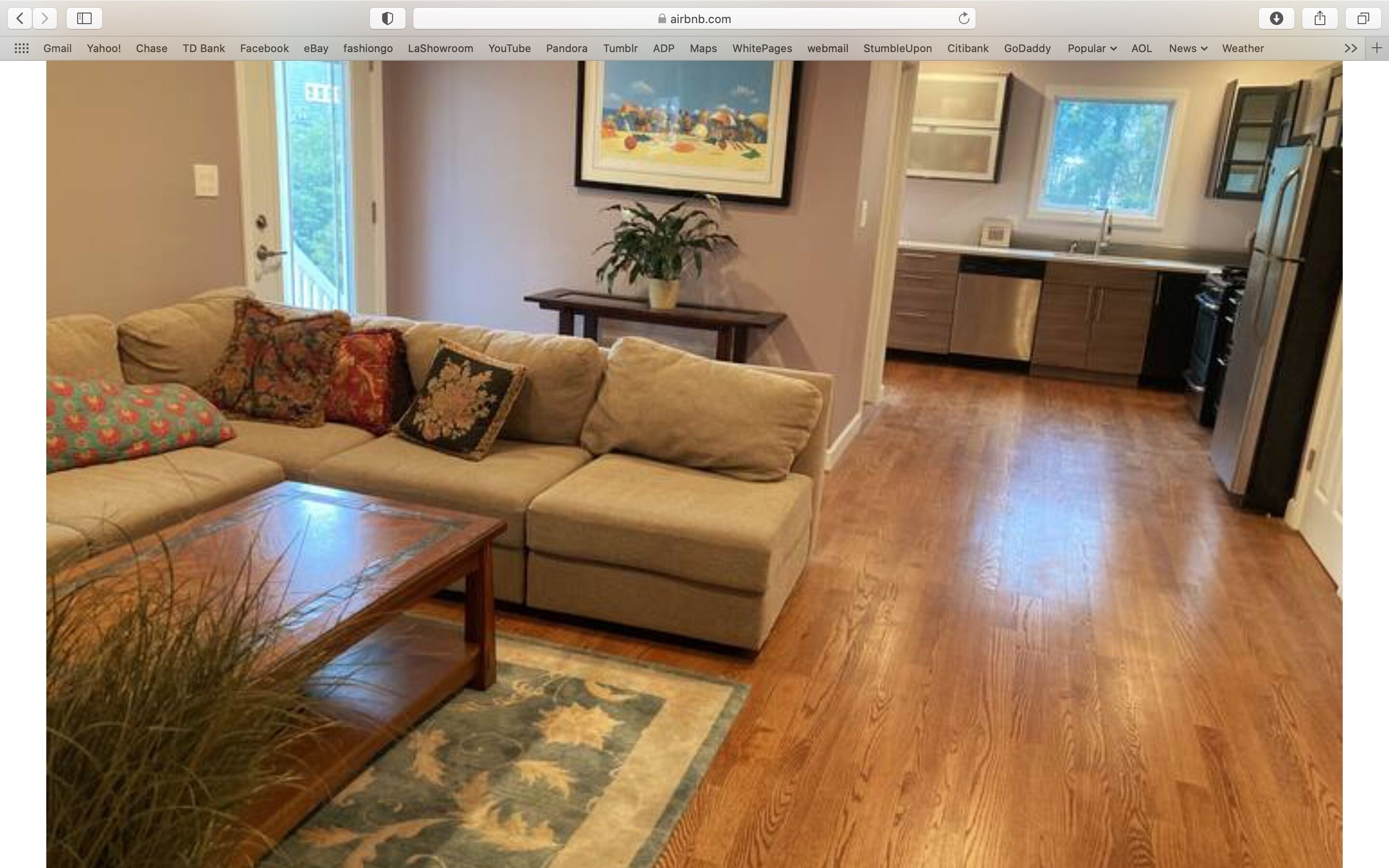 Charming canal-front apartment with dock & kayak, walk to restaurants and beach