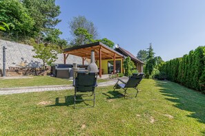 Terrace/patio - Ladybug House With Whirlpool, Fokovci, Slovenia (Fokovci)