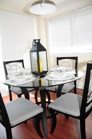 Dining - New! Penthouse at the Herald (Cleveland)