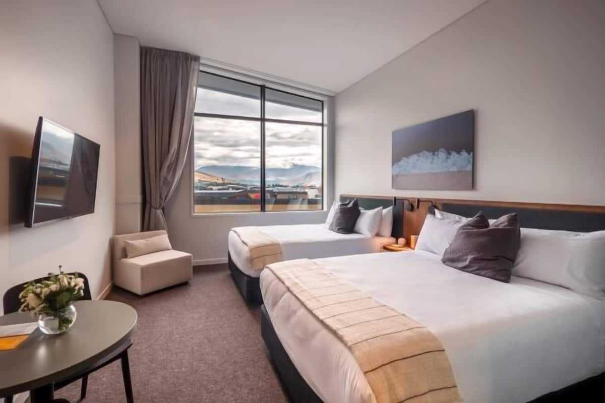Premium bedding, in-room safe, desk, soundproofing