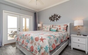 4 bedrooms, travel cot, free WiFi, bed sheets