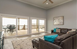 Smart TV, DVD player