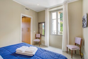 1 makuuhuone, silitysrauta/-lauta, ilmainen Wi-Fi, vuodevaatteet