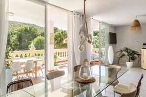 Dining - Villa Felicidad with Sea View, Wi-Fi, A/C, Pool, Garden, Terrace & Balcony (Capdepera- Provensals)