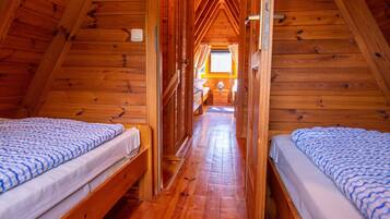2 Schlafzimmer, Reisekinderbett, WLAN, Bettwäsche