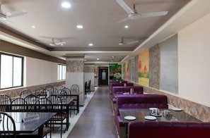 Restaurant - A K Residency (Tiruchirappalli)