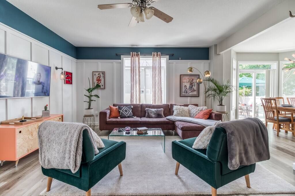 VNC BNB: Luxury Living for Groups & Families