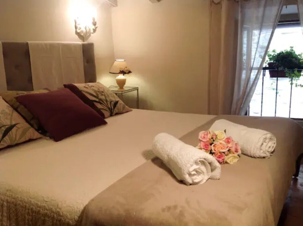 1 bedroom, desk, iron/ironing board, WiFi