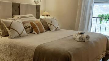 1 camera, una scrivania, ferro/asse da stiro, Wi-Fi