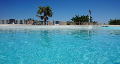3-star cottage - quiet - comfort and cocooning - swimming pool