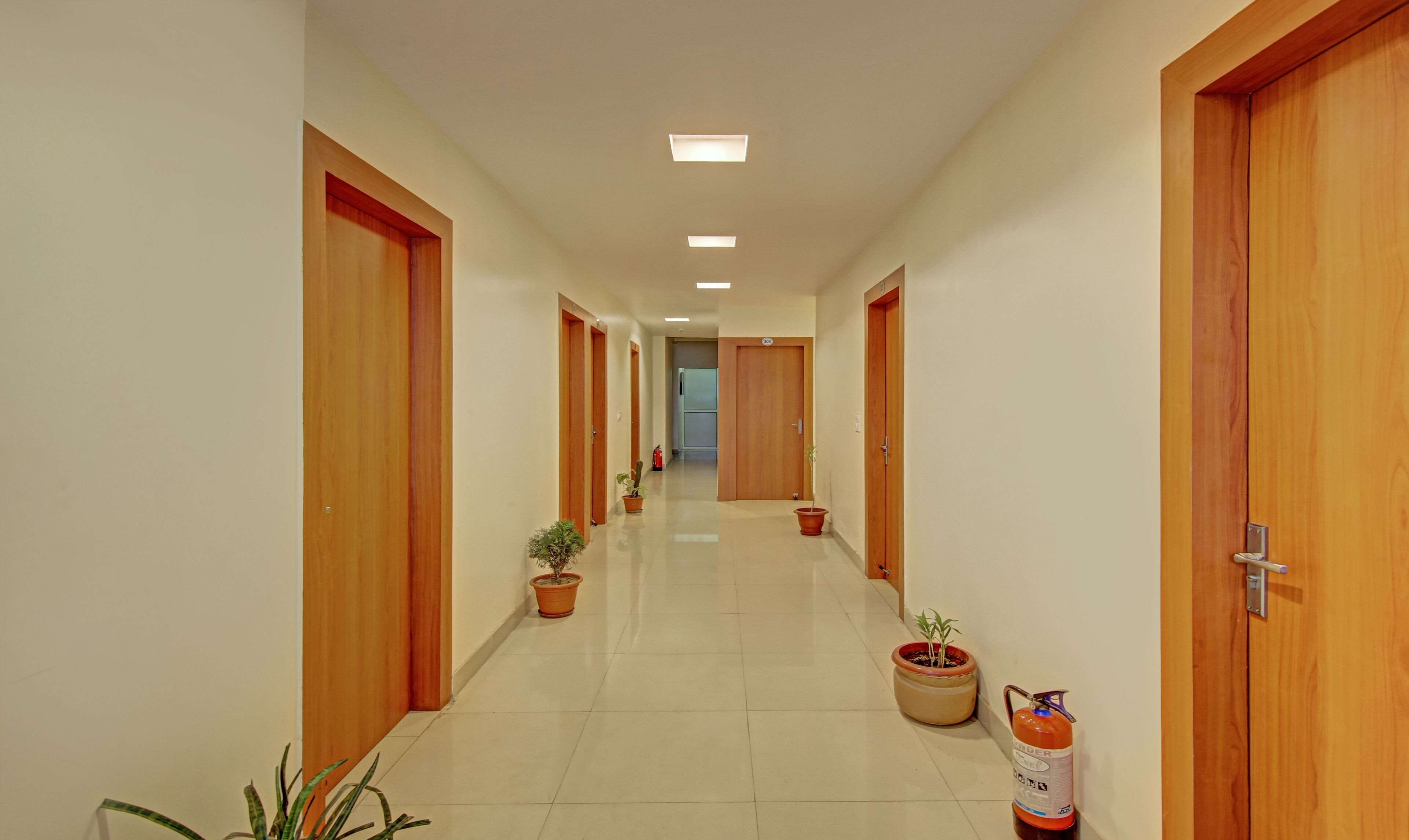 Photo - Hotel TMS Residency